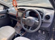 Renault Kwid 1.0 RXT