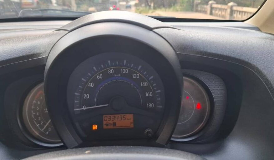 2015 Honda Amaze S AT i-Vtech