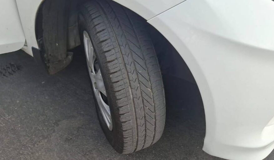 2015 Honda Amaze S AT i-Vtech