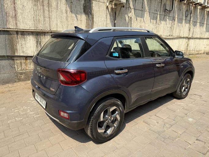 2020 Hyundai Venue SX Plus Turbo DCT