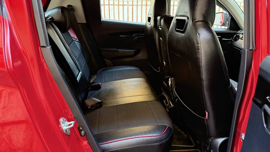 2018 Mahindra Kuv 100 Nxt D75 K8