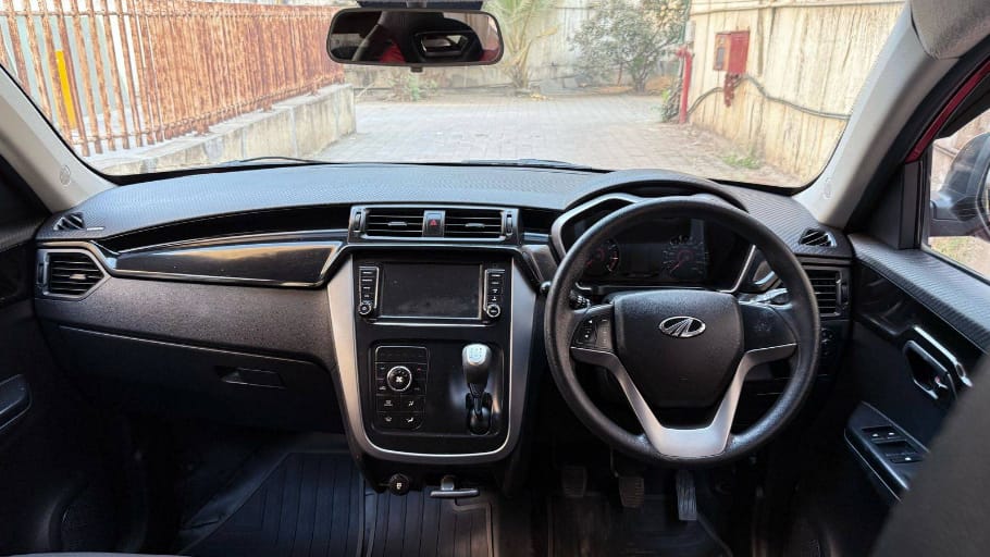 2018 Mahindra Kuv 100 Nxt D75 K8