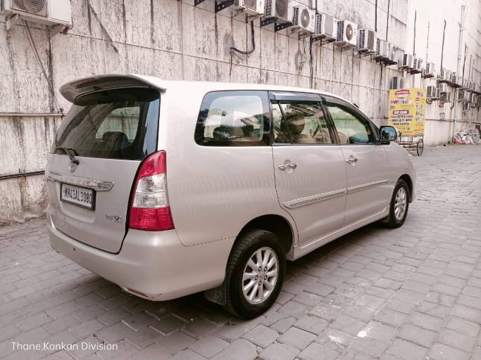 2012 Toyota Innova 2.5 G1 BSIV