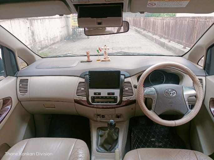 2012 Toyota Innova 2.5 G1 BSIV