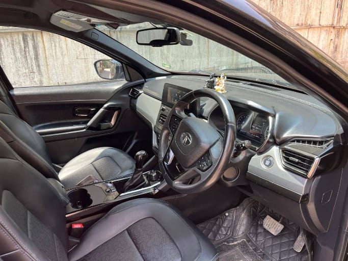 2022 Tata Safari XZA AT BSVI