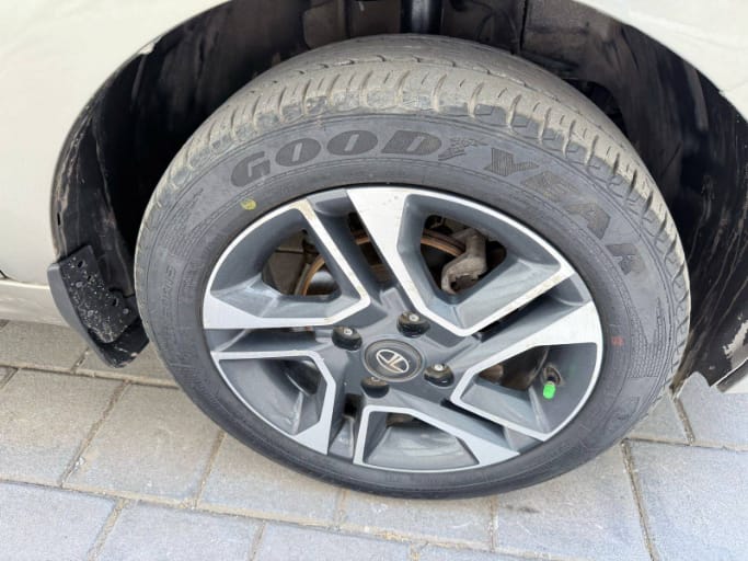 2018 Tata Tigor 1.2 Revotron XZA
