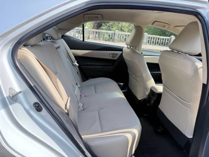 2015 Toyota Altis V