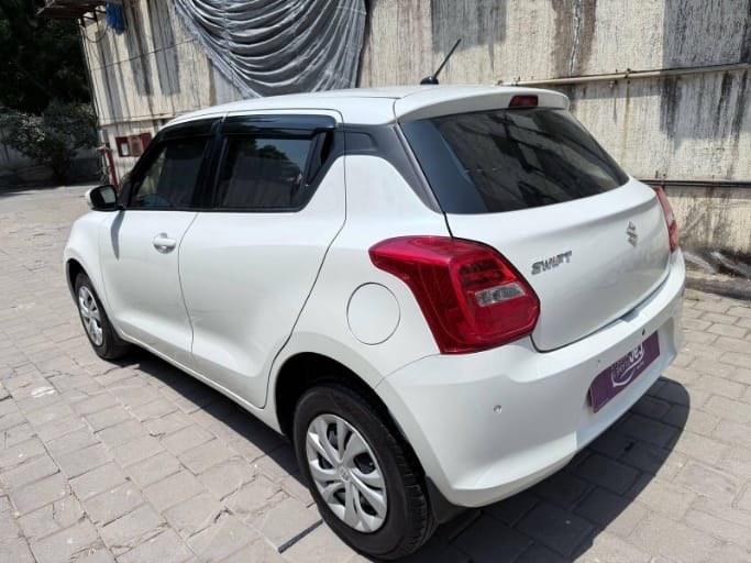 2023 Maruti Swift VXI AMT