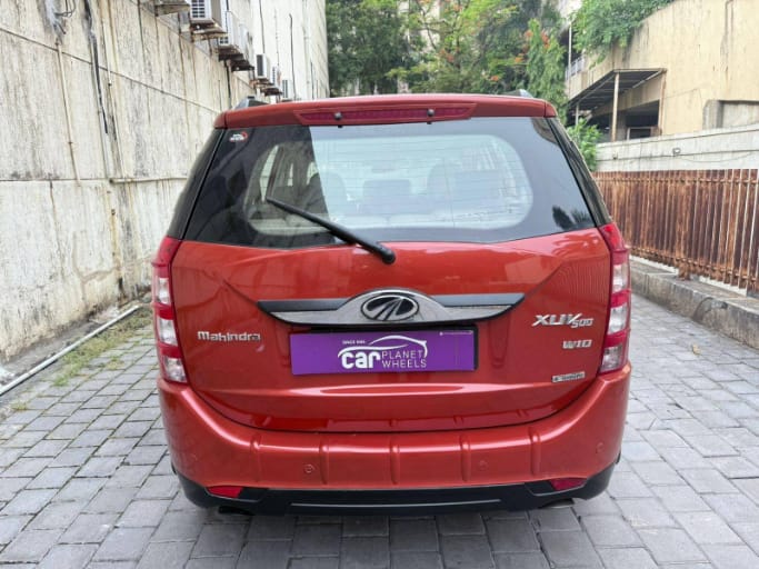 2016 Mahindra XUV500 AT W10 FWD