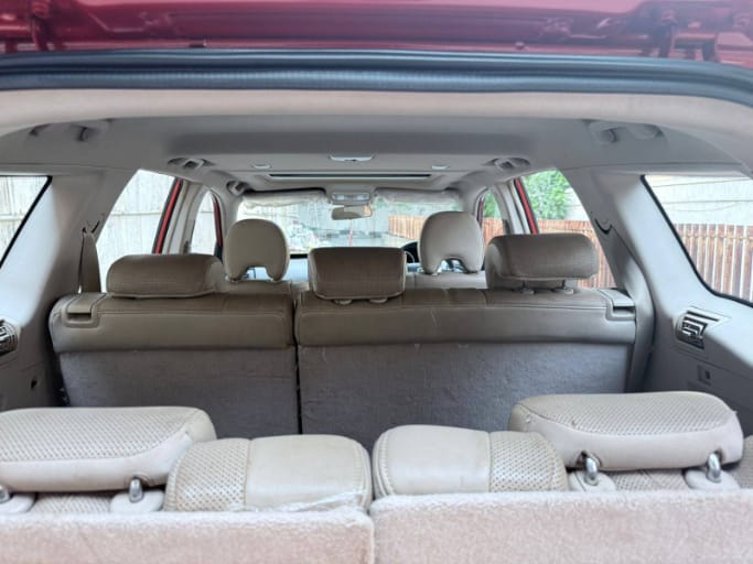 2016 Mahindra XUV500 AT W10 FWD