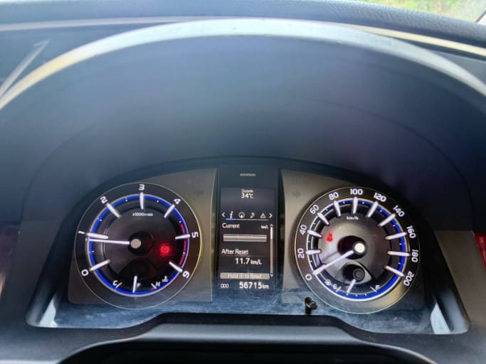 2016 Toyota Innova Crysta 2.4 ZX MT BSIV