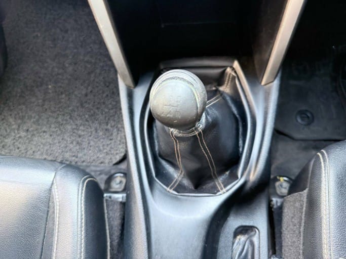 2016 Toyota Innova Crysta 2.4 ZX MT BSIV