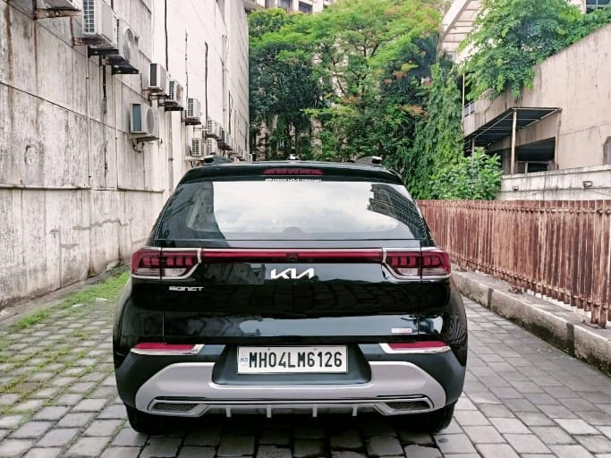 2023 Kia Sonet HTX Turbo DCT