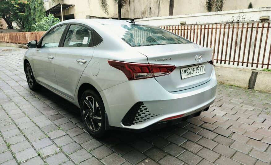 Hyundai Verna SX (O)1.0 Turbo Dct
