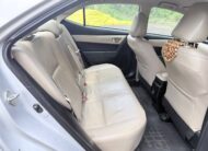Toyota corolla altis 1.8 v (F)