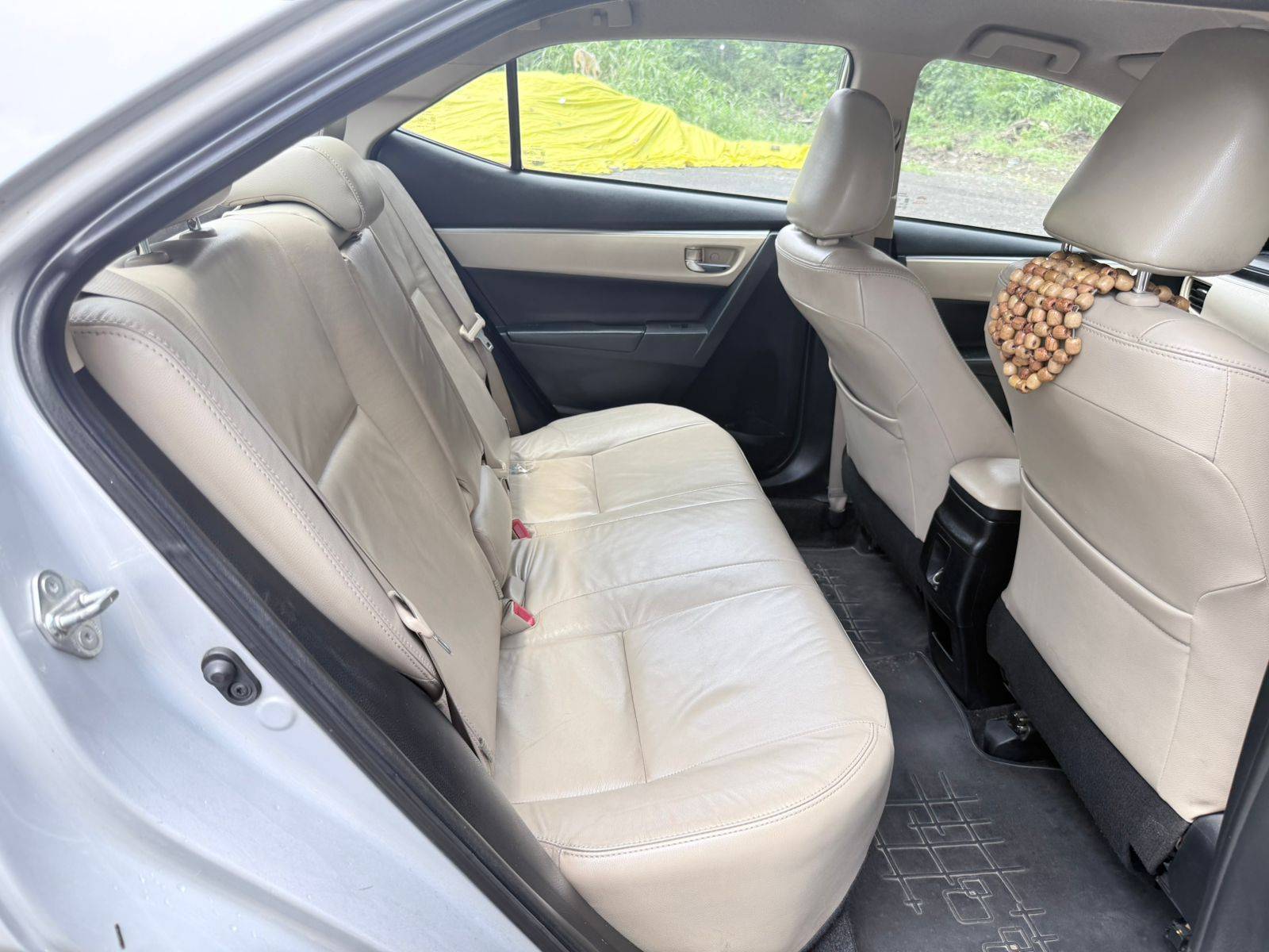 Toyota corolla altis 1.8 v (F)