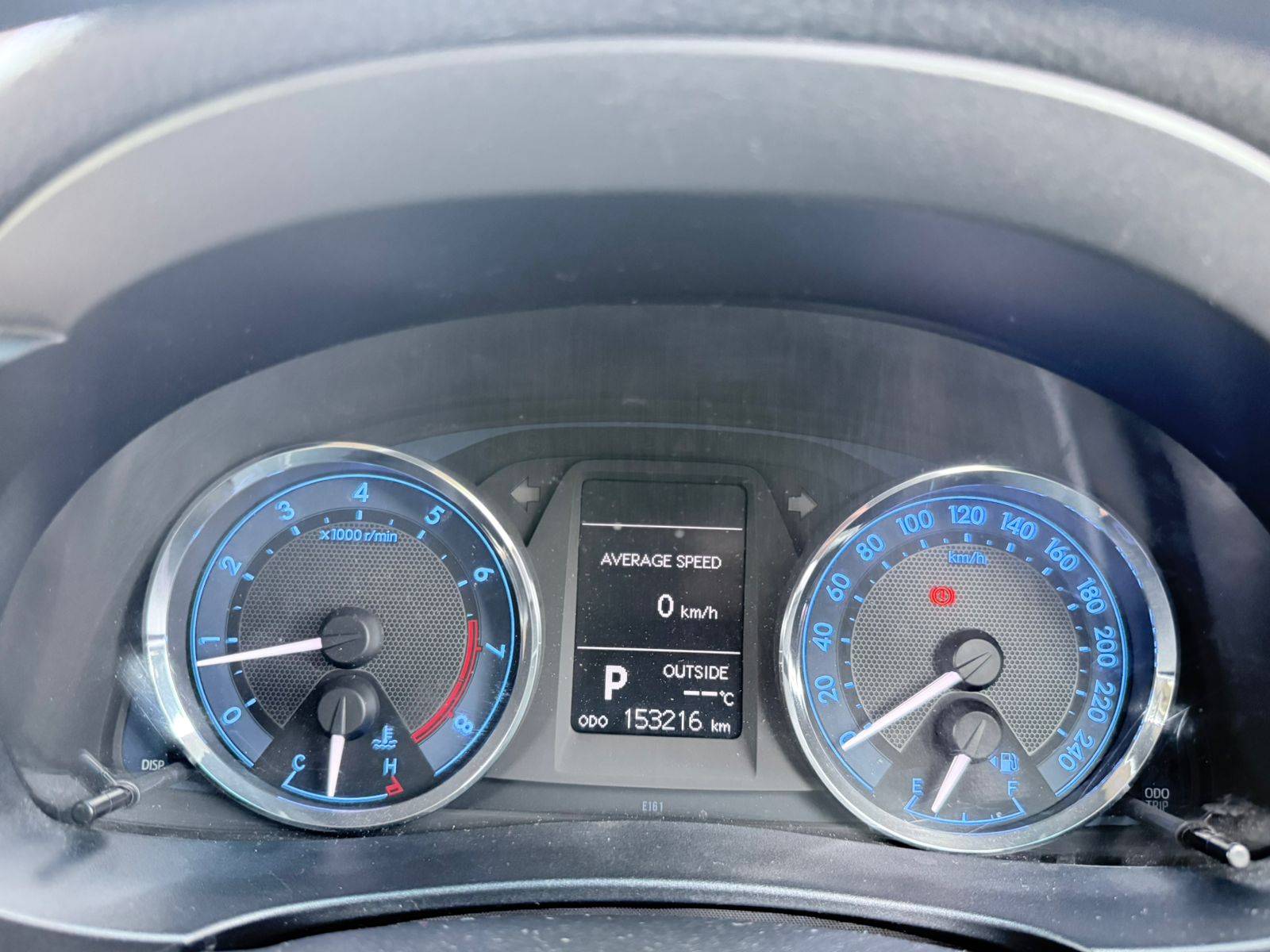 Toyota corolla altis 1.8 v (F)