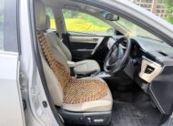 Toyota corolla altis 1.8 v (F)