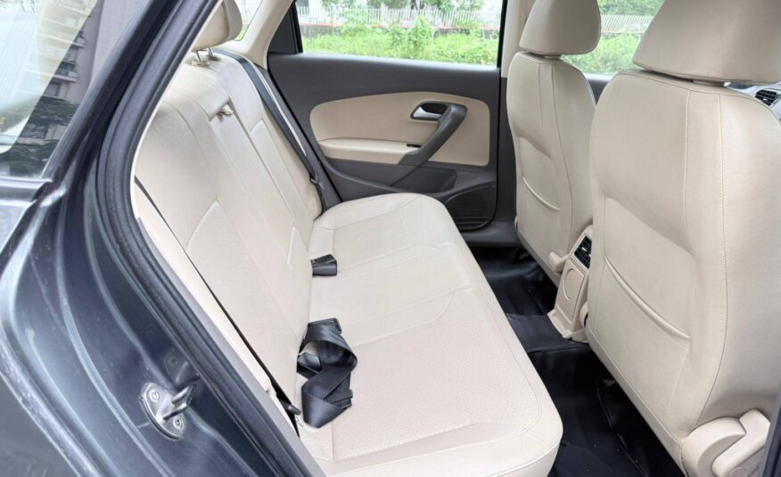 2016 Vento Highline 1.6 MT