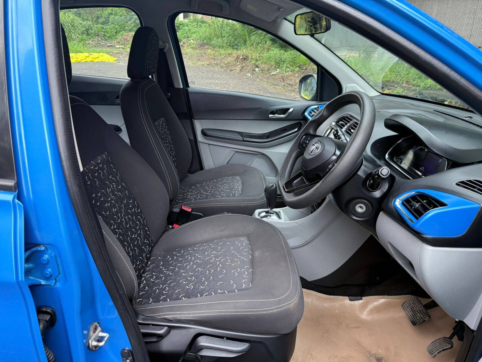 2020 Tata Tiago XZA+