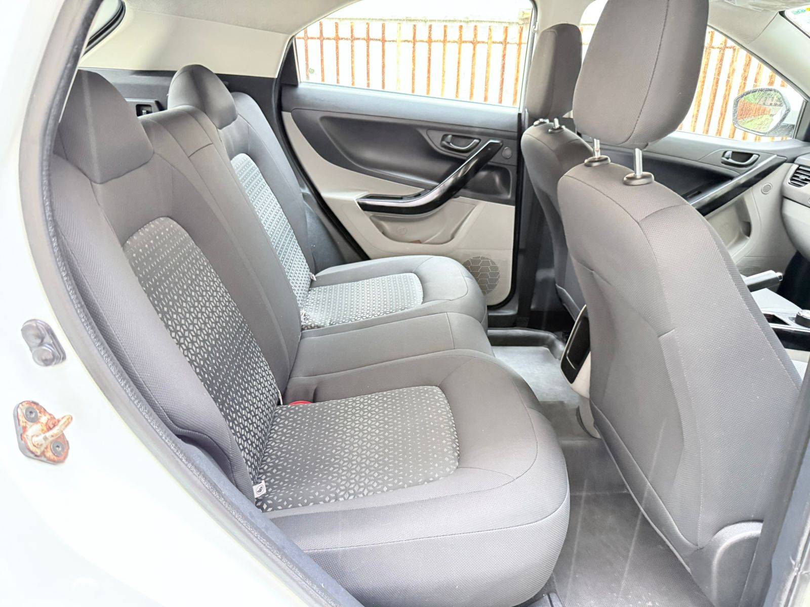 2019 Tata Nexon XMA 1.2 Revotron (BS4)